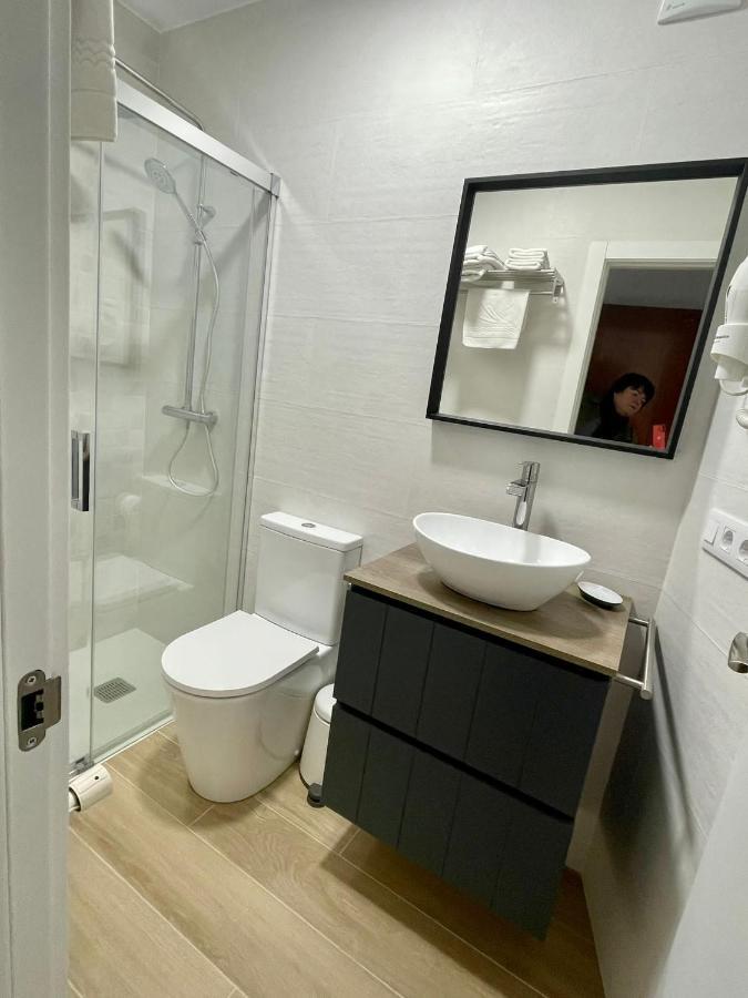 Hotel La Bilbaina De Vegadeo Ngoại thất bức ảnh